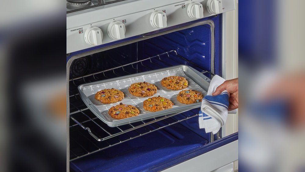 Can You Use Parchment Paper in the Oven