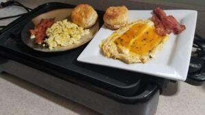 How to Cook Eggs on an Electric Griddle