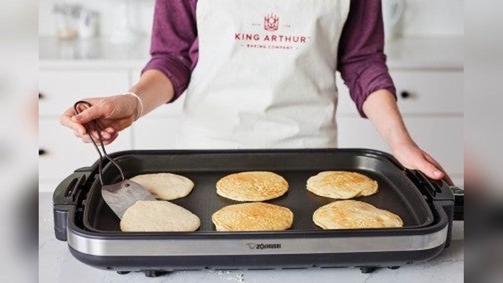 How to Cook Pancakes on Electric Griddle
