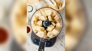 How to Make Frozen Banana Ice Cream in a Blender