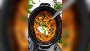 How to Make Soup in a Slow Cooker