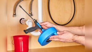 How to Unclog a Kitchen Sink With a Snake