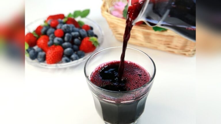 Can You Put Frozen Fruit in a Juicer