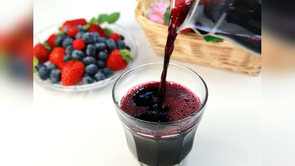 Can You Put Frozen Fruit in a Juicer