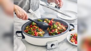 Electric Skillet Vs Frying Pan for Everyday Cooking