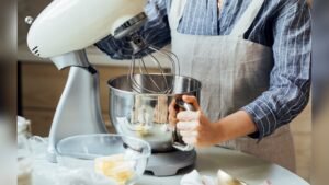 How to Clean a Stand Mixer Properly