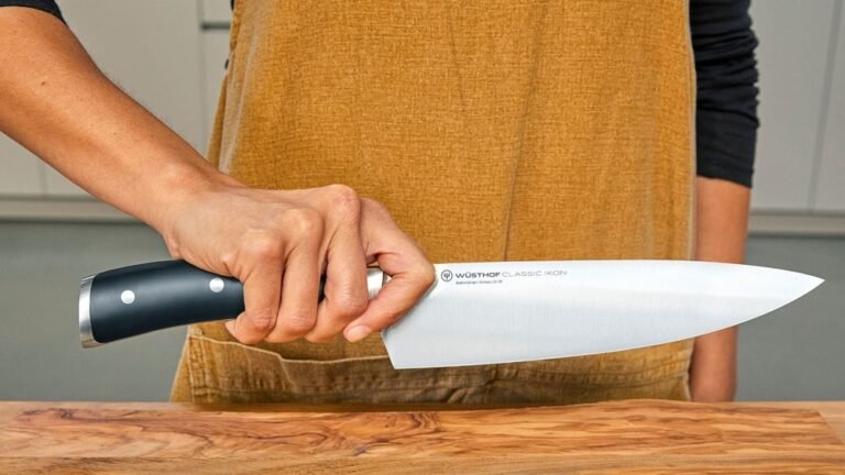 How to Hold a Chef Knife