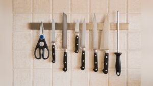 How to Keep Kitchen Knives Sharp Longer