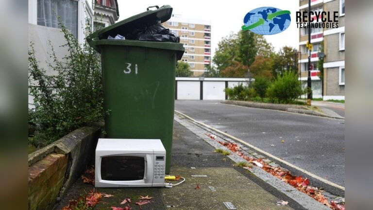 Can You Throw a Microwave in the Trash