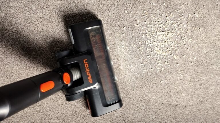 How to Keep a Vacuum Cleaner Smelling Fresh