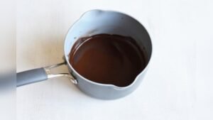 How to Melt Chocolate in a Saucepan
