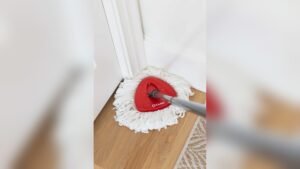How to Use Bona Floor Cleaner With Regular Mop