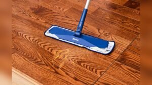 What Type of Mop is Best for Hardwood Floors