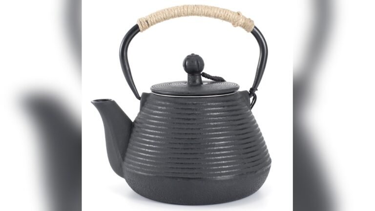 Are Cast Iron Tea Kettles Safe​
