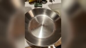 Can You Use Metal Spatula on Stainless Steel Pan​