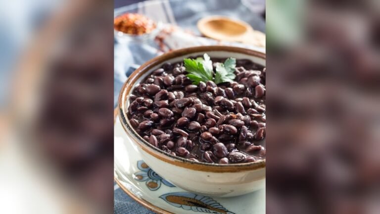 How Long to Pressure Cook Black Beans​
