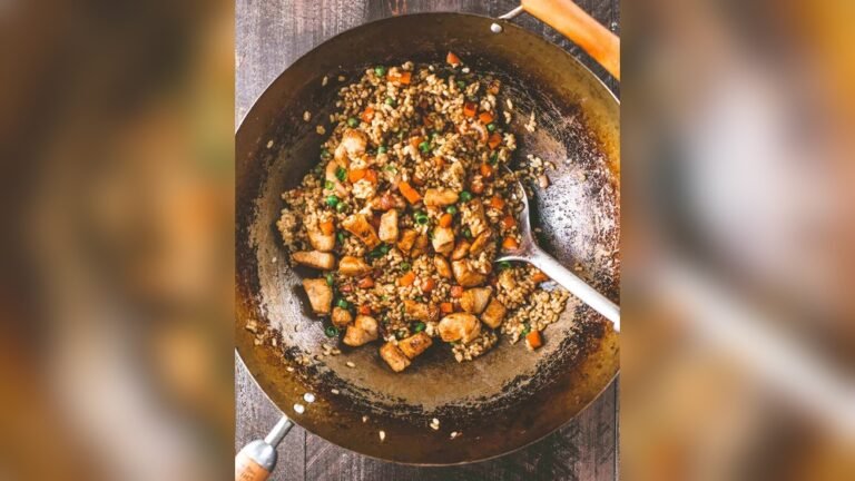 How to Cook Using a Wok