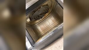 What Does the Inside of an Air Fryer Look Like
