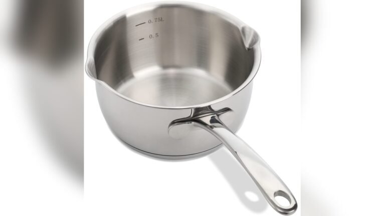 What is a Heavy Bottom Sauce Pan