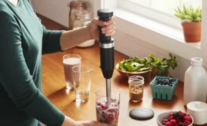 can you use an immersion blender for smoothies