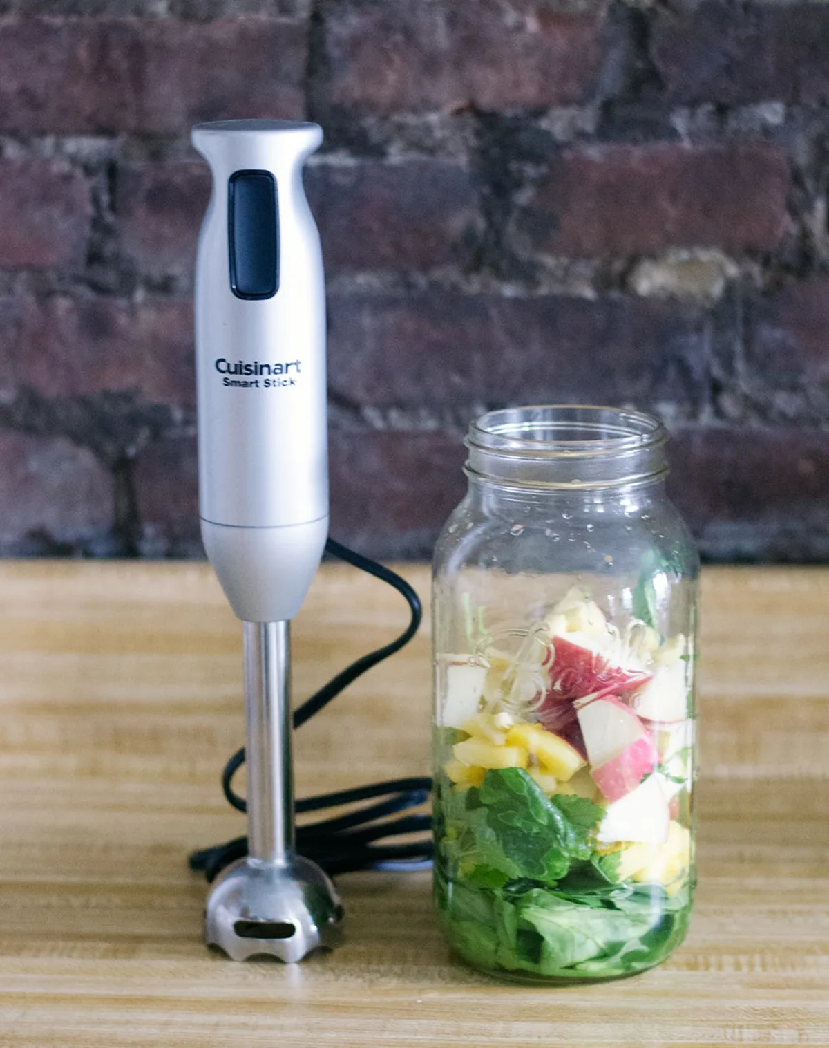 can you use an immersion blender in a glass jar