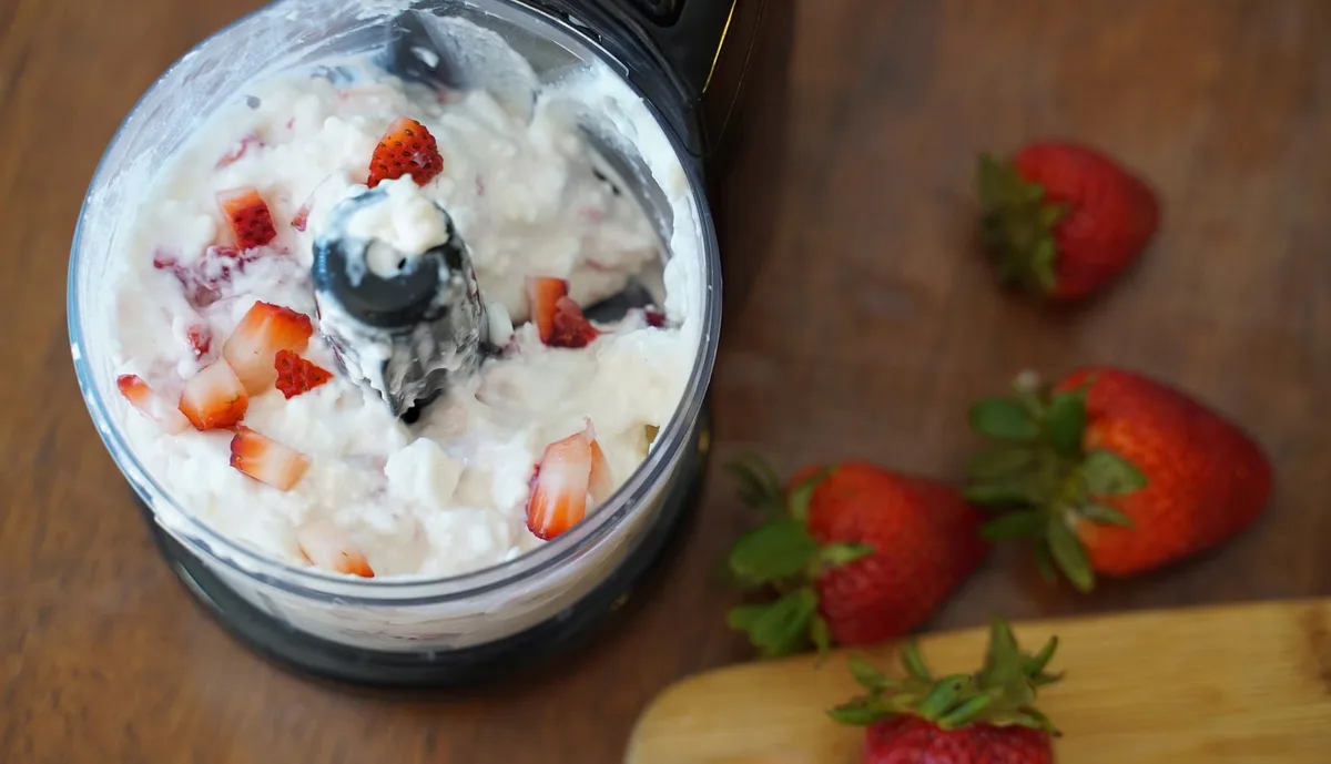 food processor blending cottage cheese