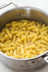 how to cook pasta in a saucepan