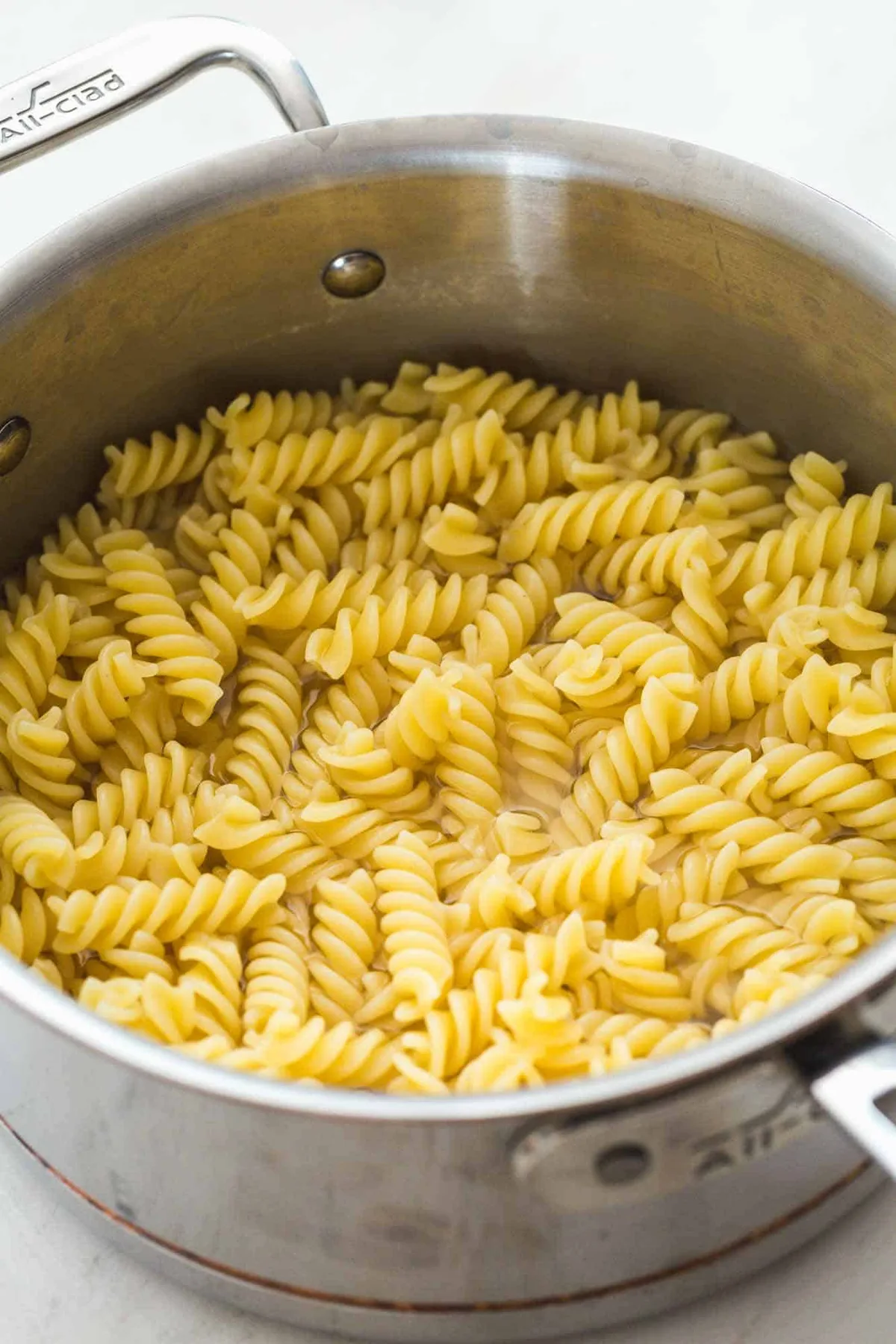 how to cook pasta in a saucepan