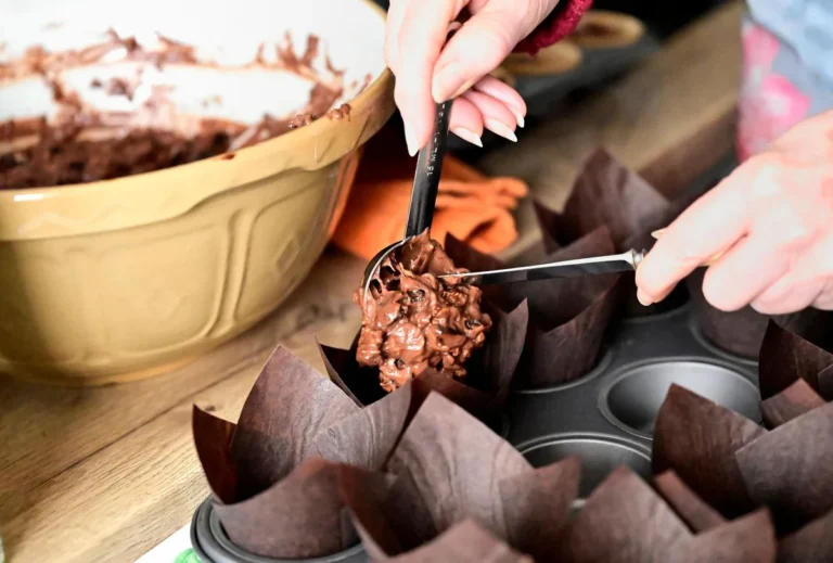 how to make muffins without a muffin pan