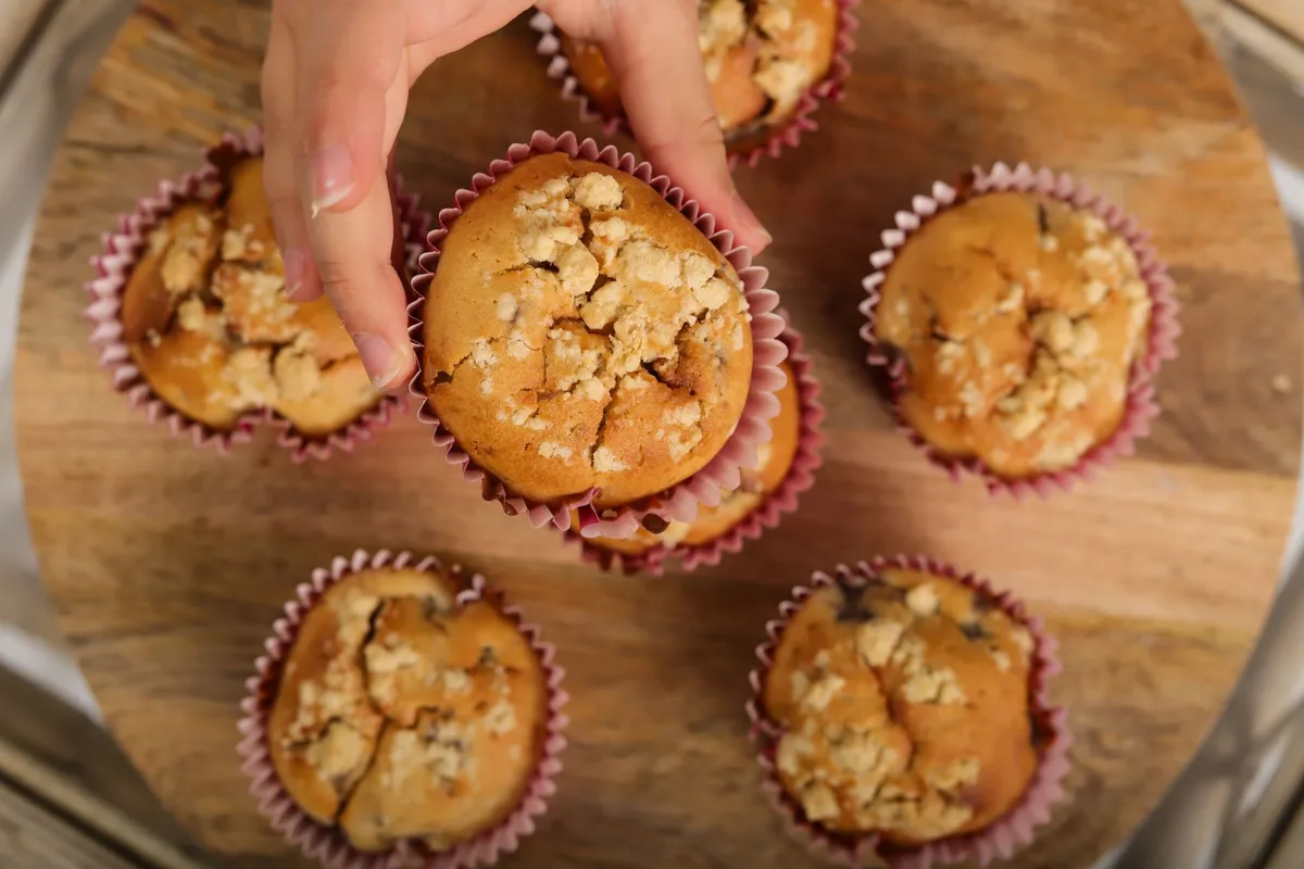 peeling silicone muffin pan