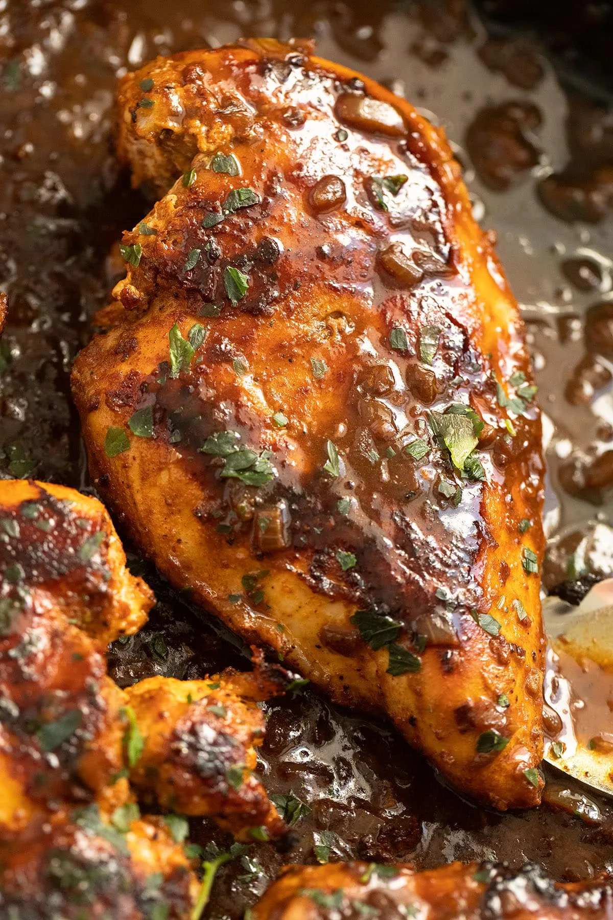 sauté pan searing chicken