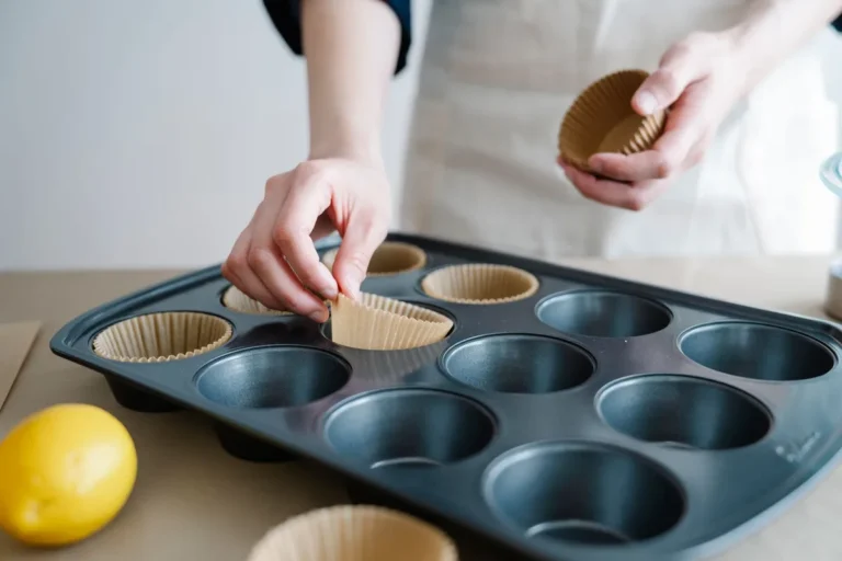 How to Use Silicone Muffin Pan