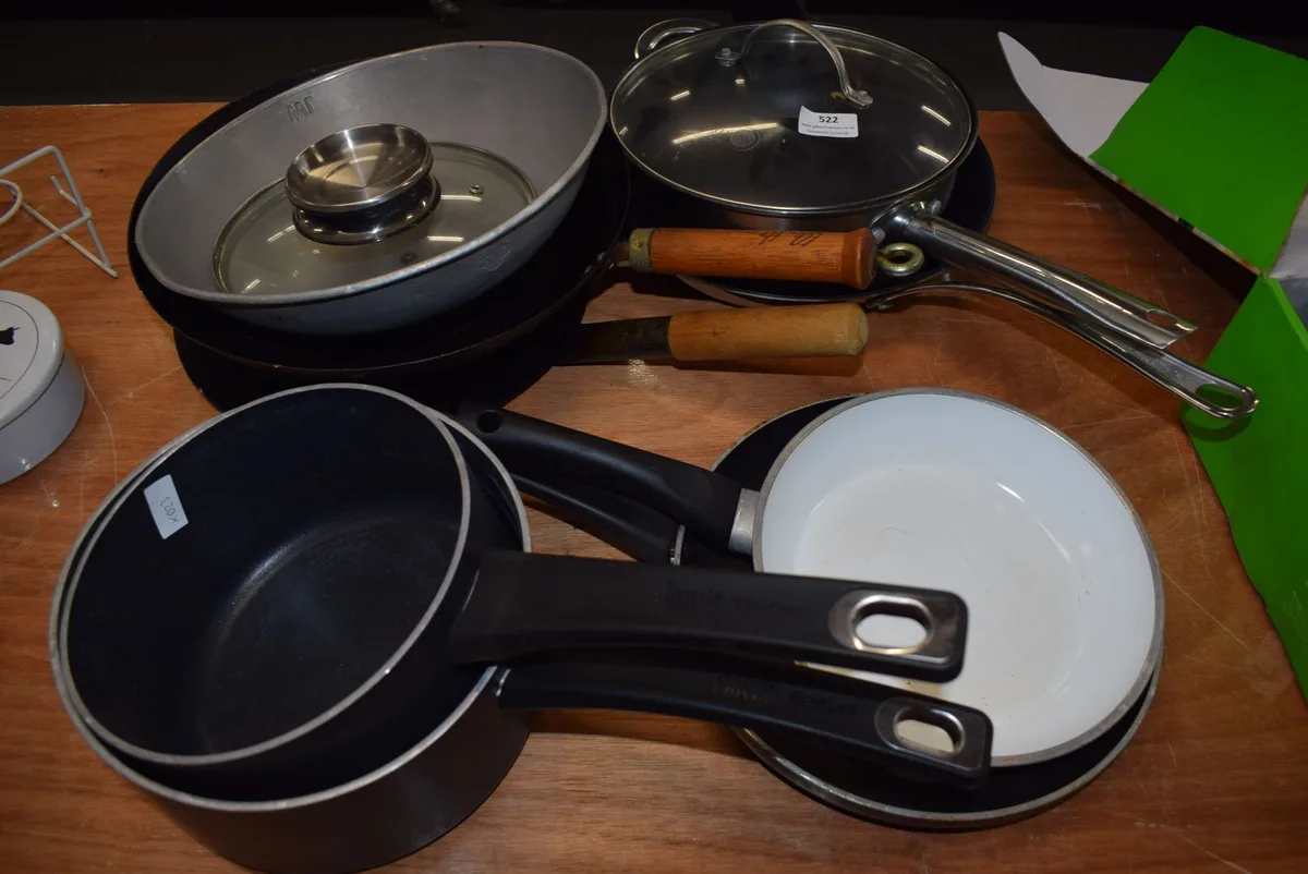 what are saucepans made of