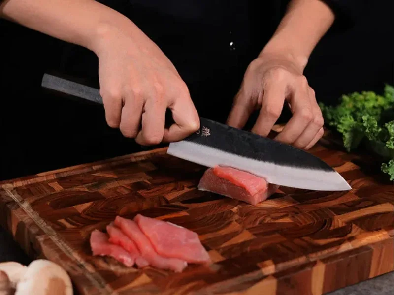 are santoku knives good for cutting meat